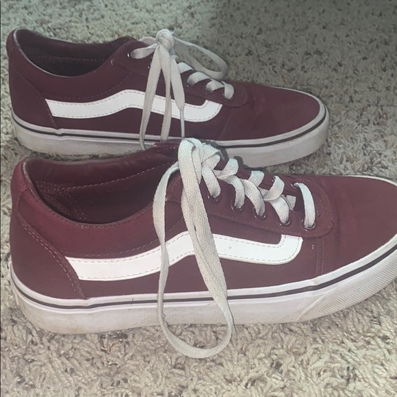 Vans - Picture 3 of 4